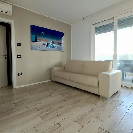 Gigi House Piazza Mazzini 150m Dal Mare Con Piscina E דירה *